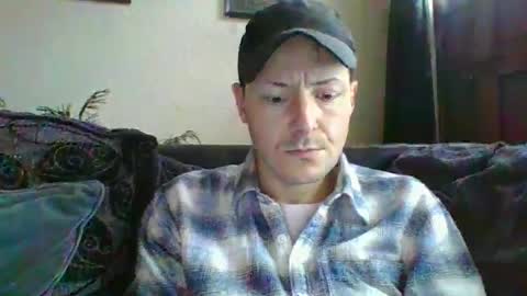 Snapshot of samlatty007 chatting on January 17, 1:46 pm sexy lad looking for fun online show from January 17, 1:46 pm
