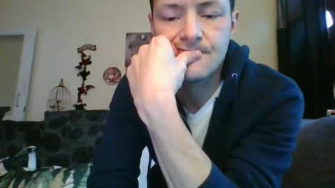 Snapshot of samlatty007 chatting on January 1, 3:03 pm sexy lad looking for fun online show from January 1, 3:03 pm