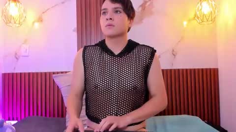 Sam online show from November 4, 2:56 am