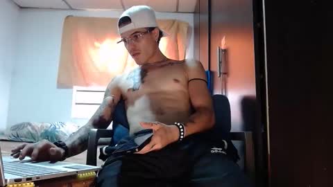 sammy model independiente online show from April 3, 1:19 pm