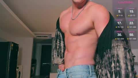 Snapshot of samuel_andrew chatting on October 14, 6:20 am Samuel online show from October 14, 6:20 am