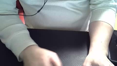 ssk online show from April 16, 1:55 pm