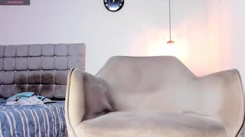 samxx_muscle online show from January 11, 6:00 pm