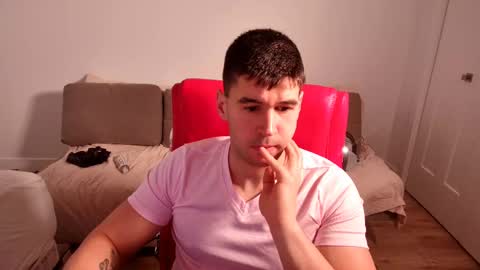 Snapshot of sandow_ chatting on October 13, 7:20 pm Sandow online show from October 13, 7:20 pm