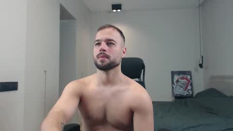 DeAlex online show from March 22, 1:05 pm