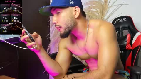 sanjuan_1 online show from October 30, 11:28 pm