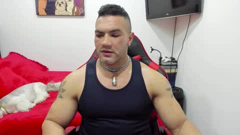 santi_pastori online show from October 27, 6:32 pm