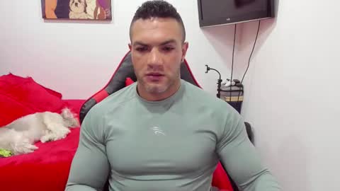 Snapshot of santi_pastori chatting on October 6, 6:45 pm santi_pastori online show from October 6, 6:45 pm