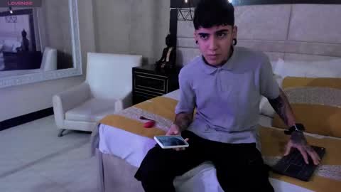 SantiAbader online show from February 3, 8:25 pm