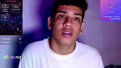 santi online show from May 19, 1:56 am