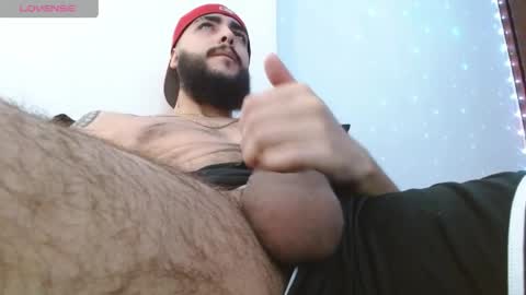 Santiago Hincapiie online show from April 23, 9:28 pm