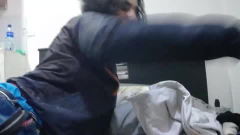 Snapshot of santiagoxxxtreme_ chatting on December 3, 4:35 am Santiago online show from December 3, 4:35 am