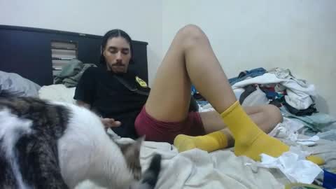 Snapshot of santiagoxxxtreme_ chatting on December 25, 8:18 am Santiago online show from December 25, 8:18 am
