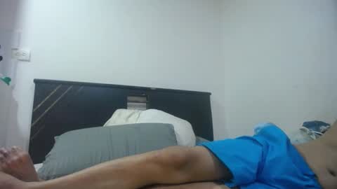 Snapshot of santiagoxxxtreme_ chatting on December 11, 7:10 am Santiago online show from December 11, 7:10 am