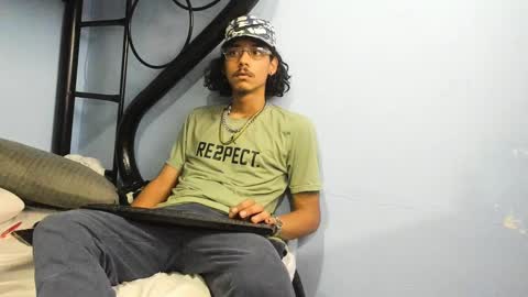 Snapshot of santiagoxxxtreme_ chatting on January 28, 7:53 am Santiago online show from January 28, 7:53 am