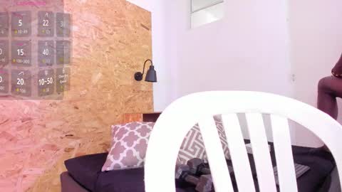  Santi online show from September 20, 6:52 pm