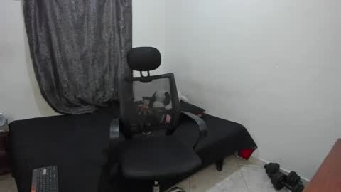 Julius Novachrono  online show from April 24, 5:21 am