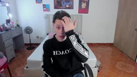 Julius Novachrono  online show from January 13, 7:51 pm