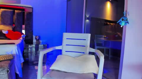 Snapshot of santin_seans chatting on February 13, 3:18 am Santiago Seans online show from February 13, 3:18 am