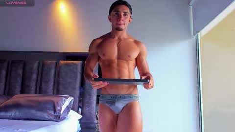 Snapshot of santin_seans chatting on October 4, 3:39 pm Santiago Seans online show from October 4, 3:39 pm
