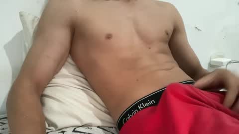 santisof3 online show from April 23, 7:16 pm