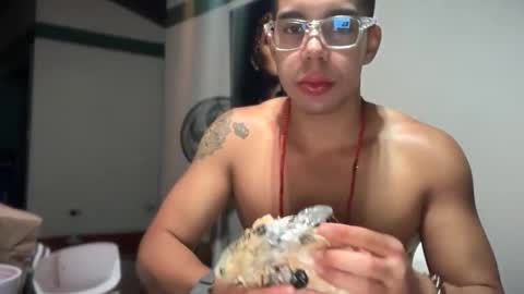 santoxxxkinney online show from February 15, 3:57 am