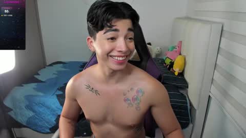 Snapshot of santy7u7 chatting on October 7, 1:26 pm Mr. Santiago online show from October 7, 1:26 pm