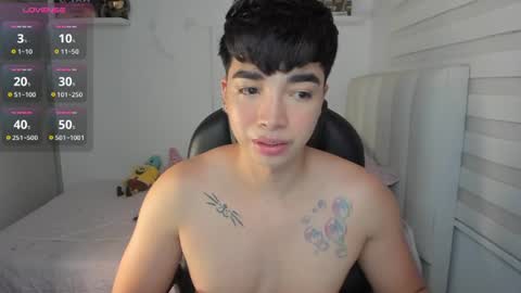 Mr. Santiago online show from June 25, 8:13 pm