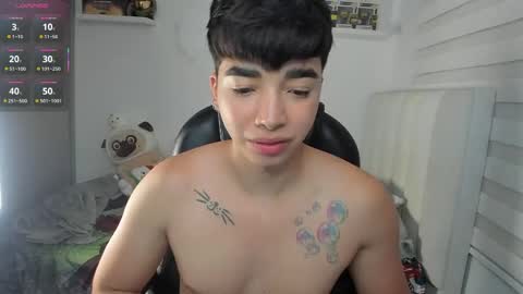 Mr. Santiago online show from April 21, 1:39 pm