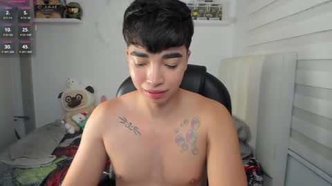 Mr. Santiago online show from April 15, 1:55 pm