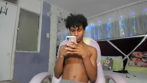 santy online show from March 20, 3:27 pm