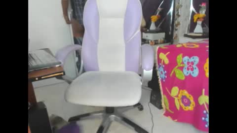 santy online show from November 12, 4:35 pm