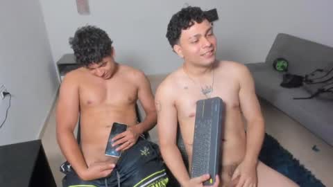 santy_stump online show from June 10, 1:40 am