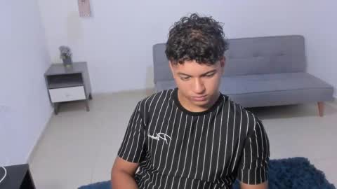 santy_stump online show from April 22, 9:41 pm