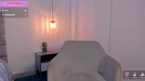 Snapshot of santy_stump chatting on October 12, 1:32 am santy_stump online show from October 12, 1:32 am