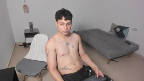 santy_stump online show from June 20, 10:37 pm