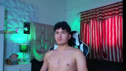 Snapshot of santyago_taylor chatting on January 17, 6:58 pm Santyago online show from January 17, 6:58 pm