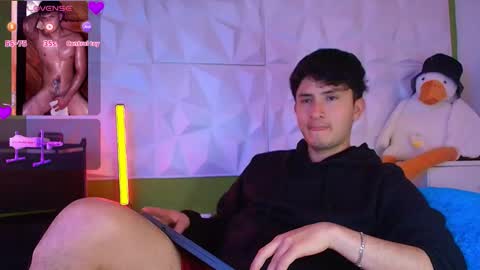 Snapshot of santyago_taylor chatting on October 8, 7:40 pm Santyago online show from October 8, 7:40 pm