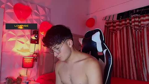 Snapshot of santyago_taylor chatting on March 6, 7:10 pm Santyago online show from March 6, 7:10 pm