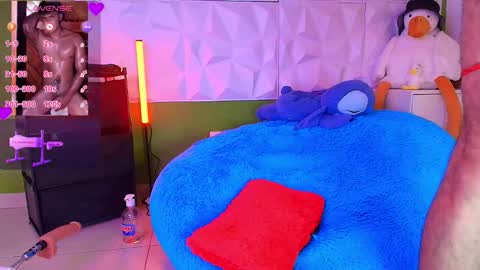 Snapshot of santyago_taylor chatting on October 2, 7:29 pm Santyago online show from October 2, 7:29 pm