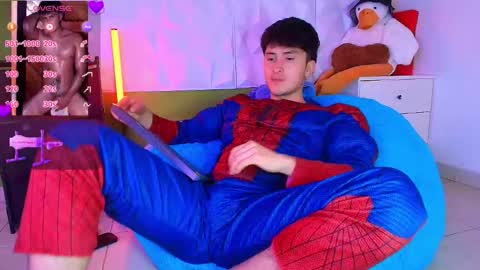Snapshot of santyago_taylor chatting on October 1, 7:18 pm Santyago online show from October 1, 7:18 pm