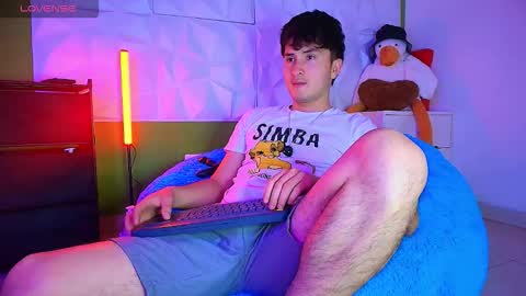 Snapshot of santyago_taylor chatting on September 29, 7:10 pm Santyago online show from September 29, 7:10 pm