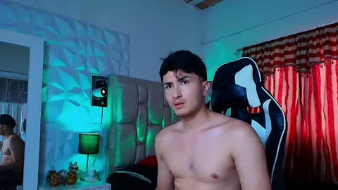Snapshot of santyago_taylor chatting on February 10, 6:24 pm Santyago online show from February 10, 6:24 pm