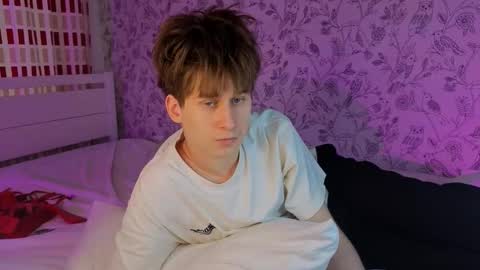 sapph1res online show from March 16, 1:59 pm