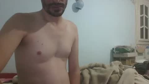 Snapshot of saraclit chatting on December 8, 5:18 am pass kika online show from December 8, 5:18 am