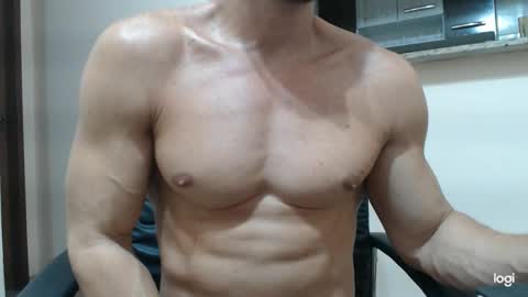 Snapshot of saradorj92 chatting on February 11, 4:01 am saradorj92 online show from February 11, 4:01 am