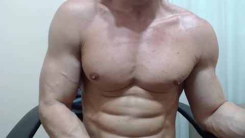 Snapshot of saradorj92 chatting on September 20, 8:03 am saradorj92 online show from September 20, 8:03 am