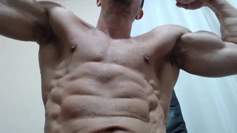 Snapshot of saradorj92 chatting on October 12, 8:19 am saradorj92 online show from October 12, 8:19 am