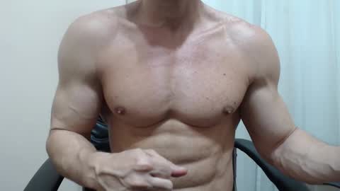 Snapshot of saradorj92 chatting on September 14, 7:10 am saradorj92 online show from September 14, 7:10 am