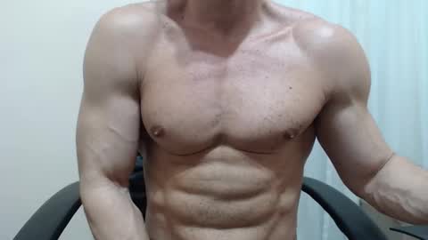 Snapshot of saradorj92 chatting on September 17, 7:31 am saradorj92 online show from September 17, 7:31 am